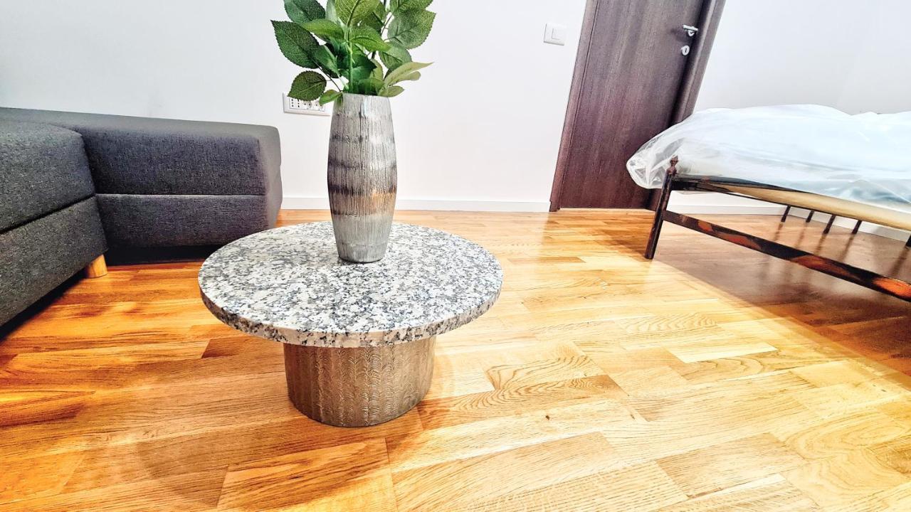 Spacious 5* Luxury In Historic Center Free Parking Kluž Exteriér fotografie